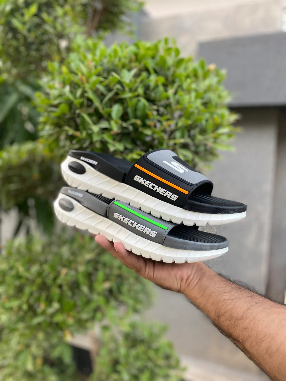 Skecher OG Slides