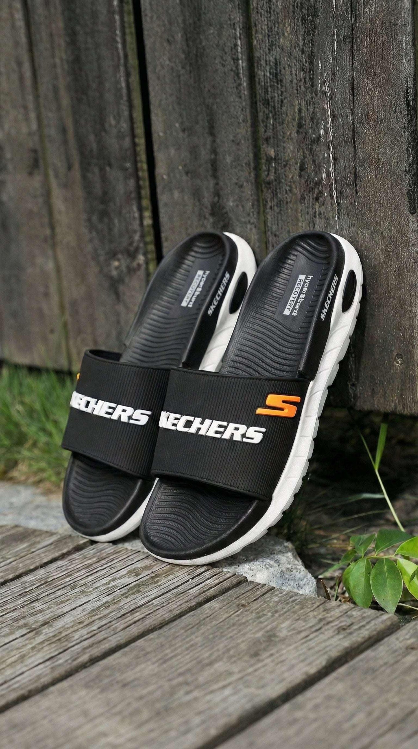 Skecher Slides - Eaze