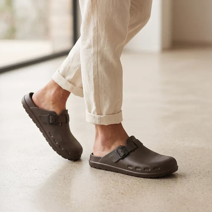 Maverik Clogs