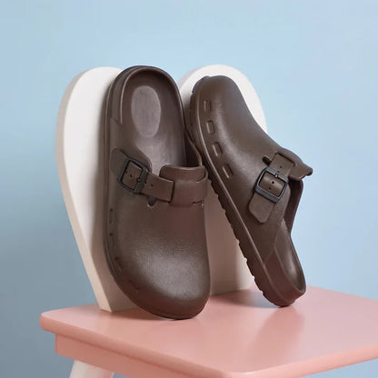 Maverik Clogs