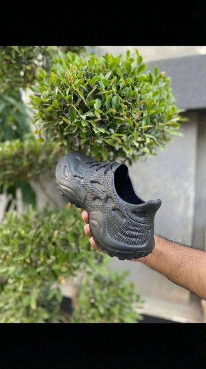Reebook Hard-Shell Predator - Eaze