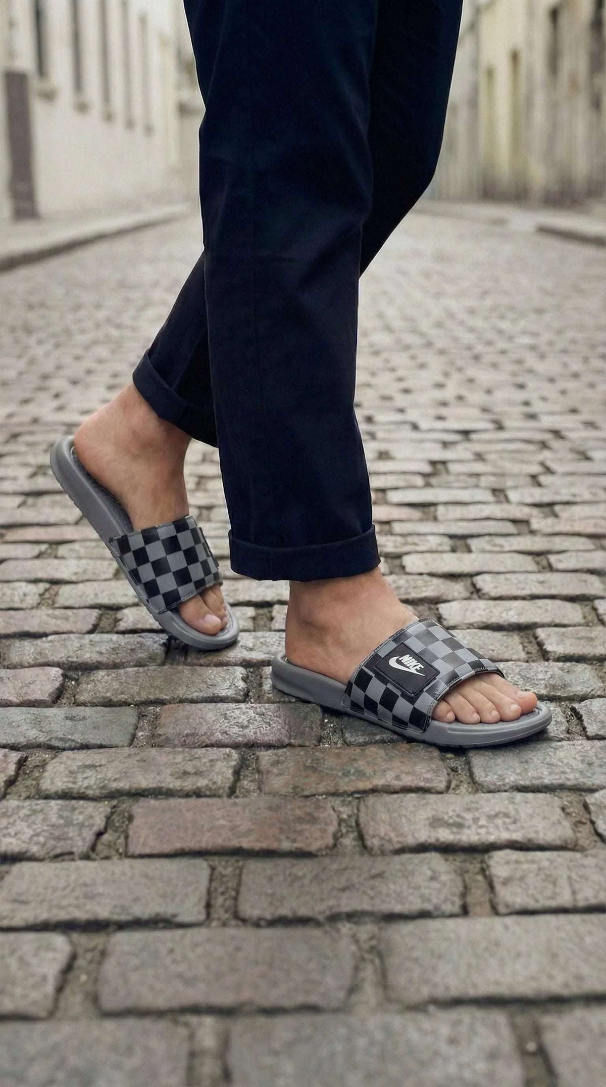 Nike Victoria Slides - Eaze