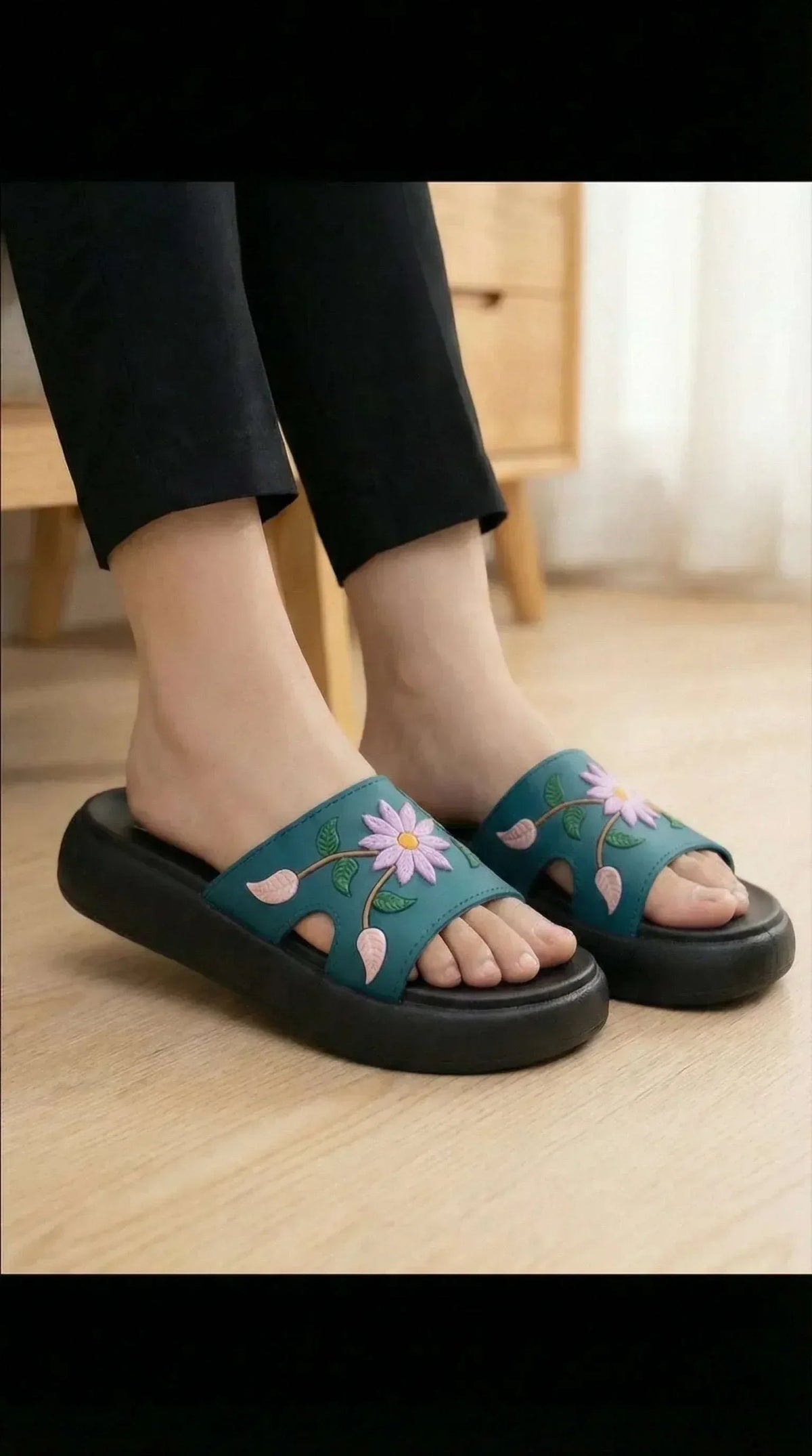 Casual Slippers - Eaze