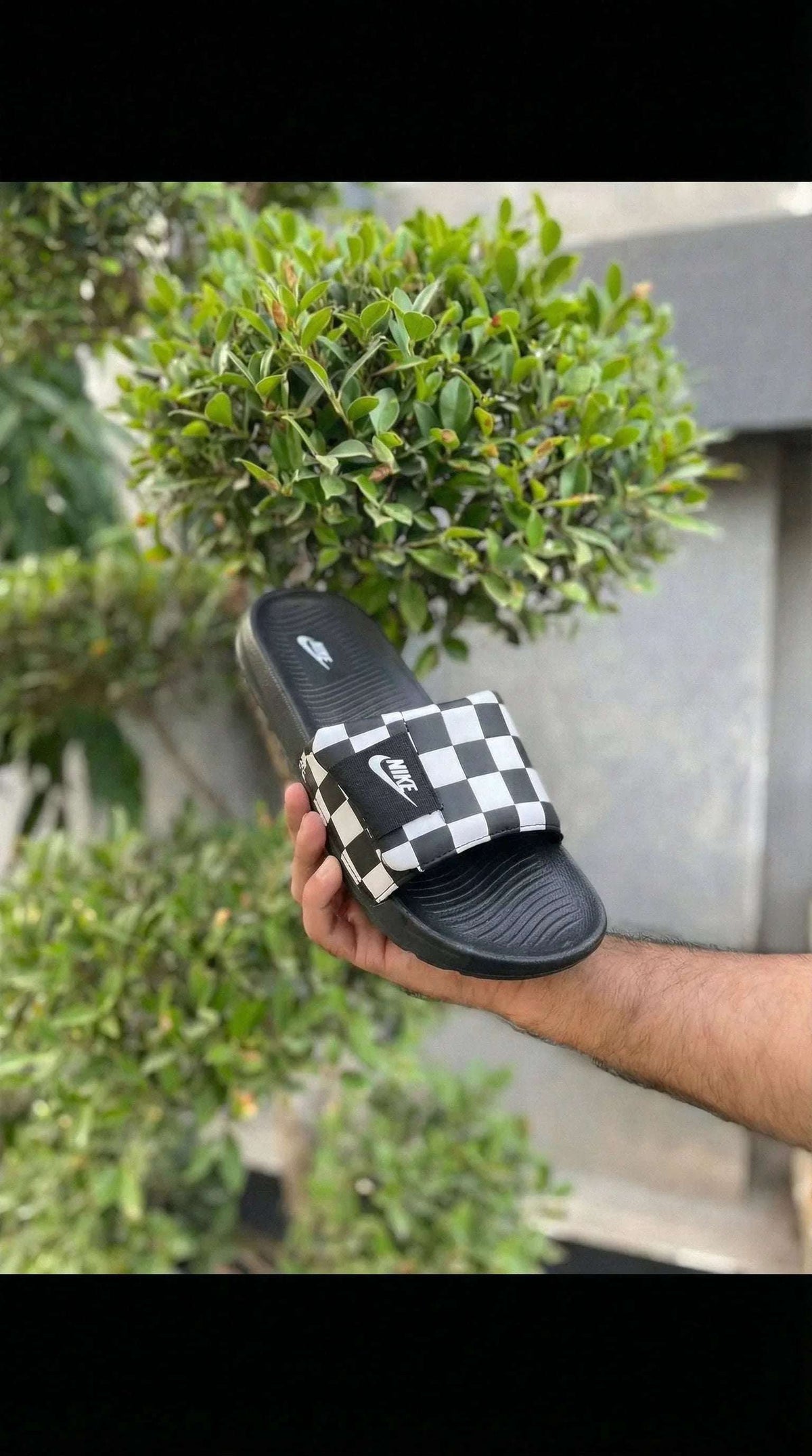 Nike Victoria Slides - Eaze